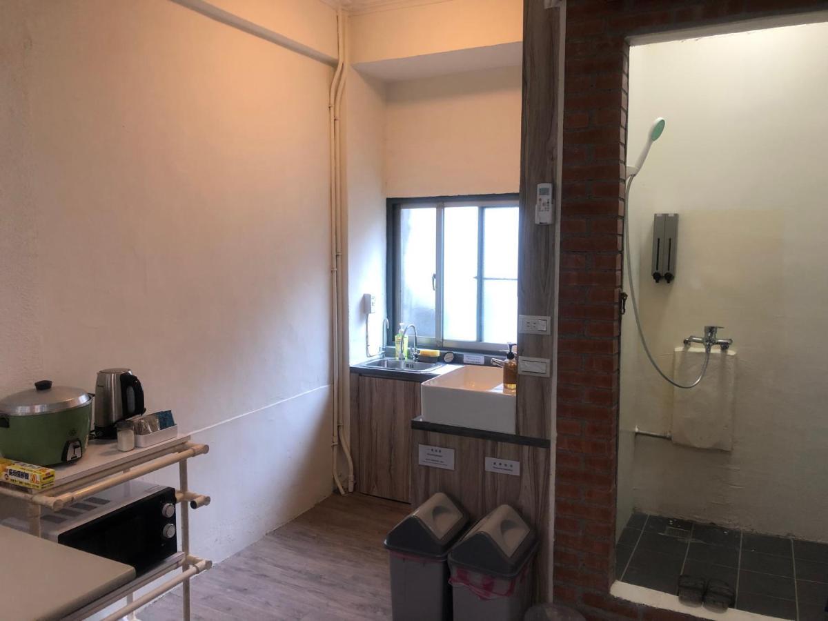 טאינאן Simple Walk Guest House 小公寓 מראה חיצוני תמונה